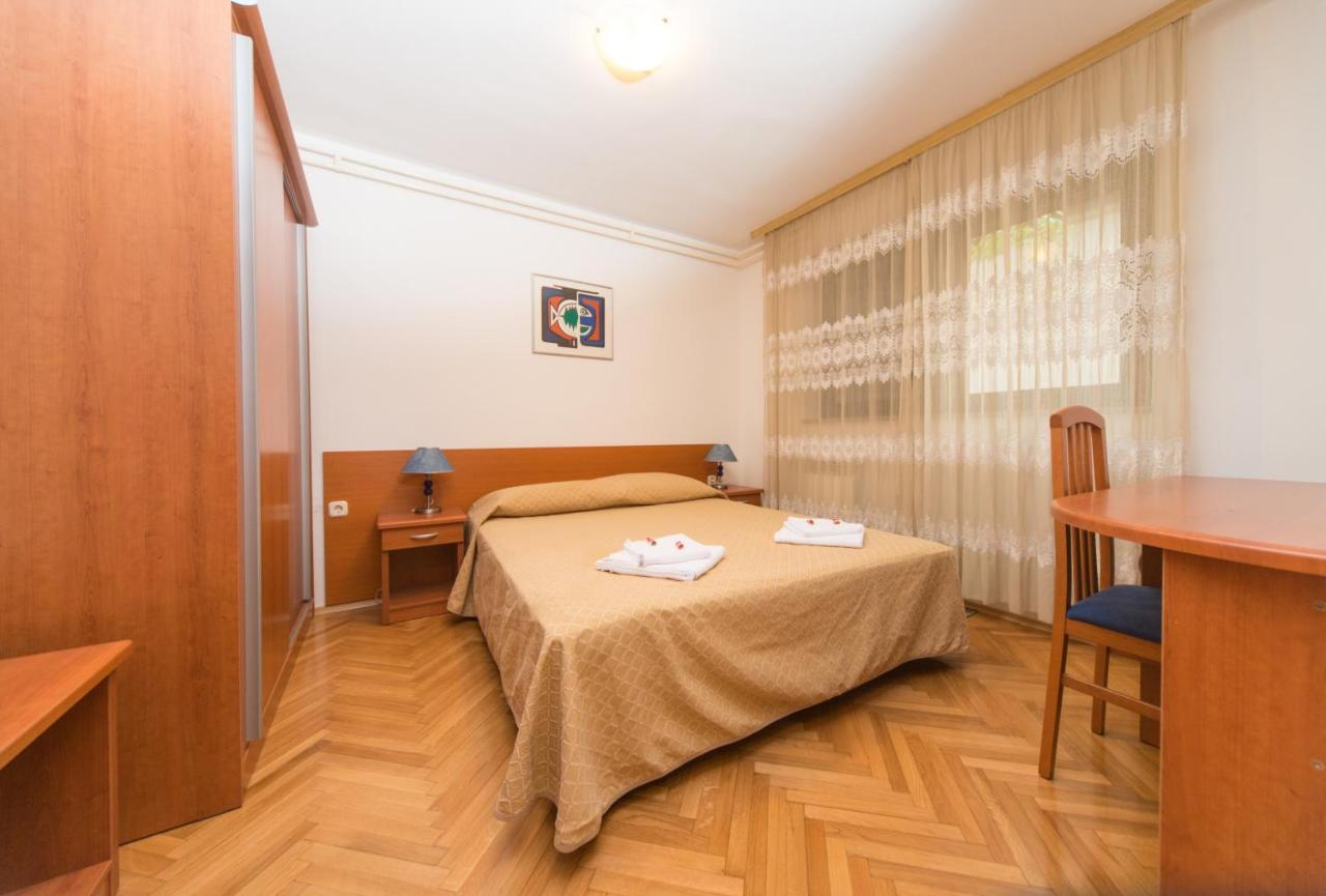 Holiday Apartment 50M From The Beach ปิเยชชานา อูวาลา ภายนอก รูปภาพ
