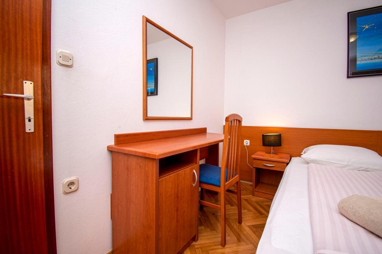 Holiday Apartment 50M From The Beach ปิเยชชานา อูวาลา ภายนอก รูปภาพ